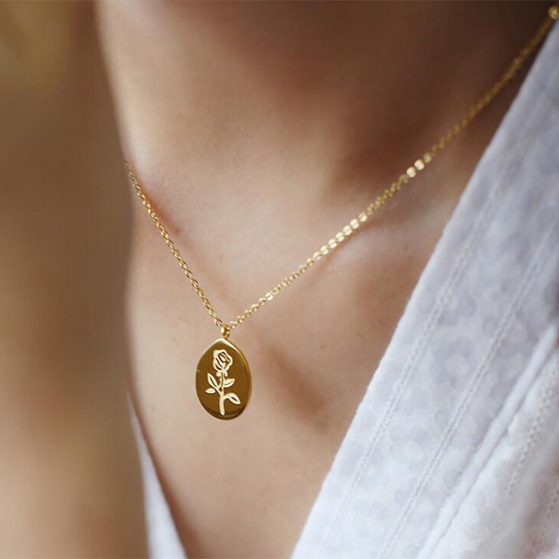 Birth Flower Necklace - Naszyjniki ze stali nierdzewnej Kobieta Róża